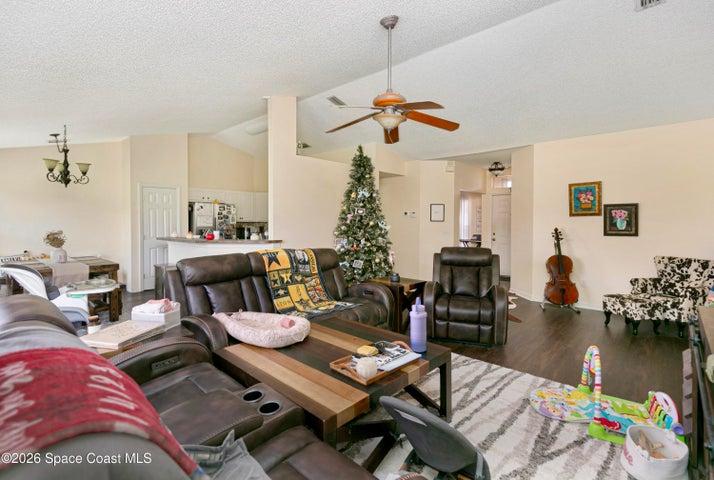 382 Hatcher Street SE, Palm Bay, FL, 32909 photo 10