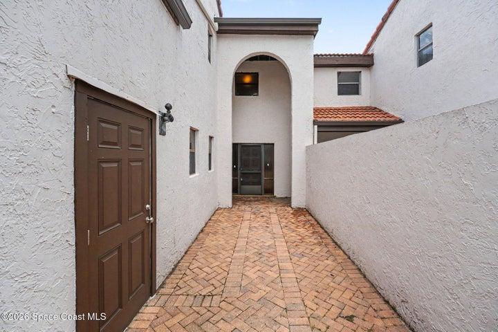 Private Courtyard Entry