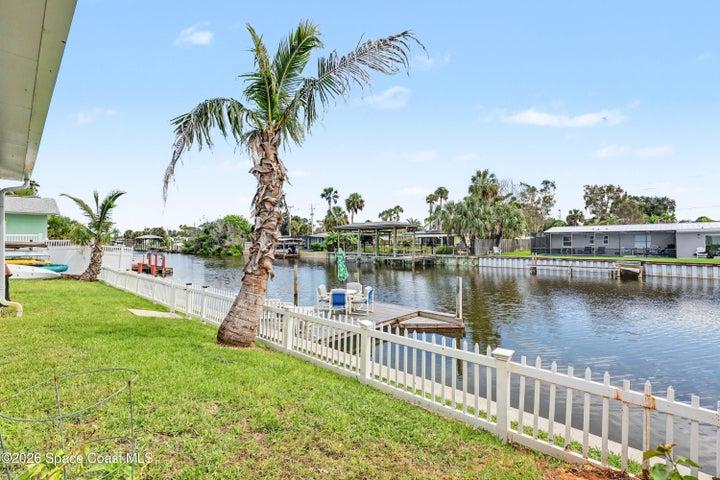 365 Needle Boulevard, Merritt Island, FL, 32953 photo 4