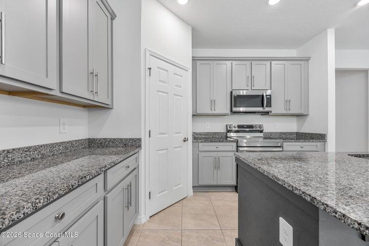4090 Heath Place, Titusville, FL, 32796 photo 6