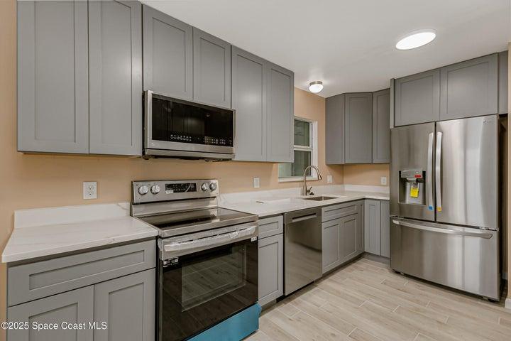 2356 Lakeview Drive, Melbourne, FL, 32935 photo 18