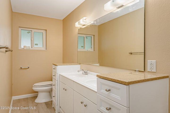 2356 Lakeview Drive, Melbourne, FL, 32935 photo 24