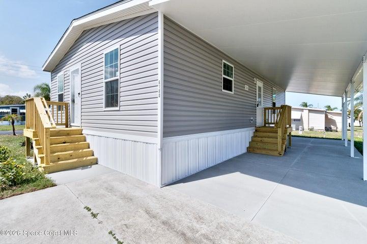 House & carport