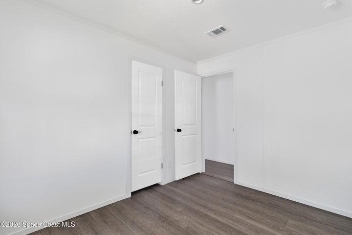Guest bedroom