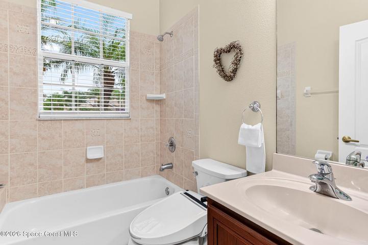Bathroom 2 - ensuite