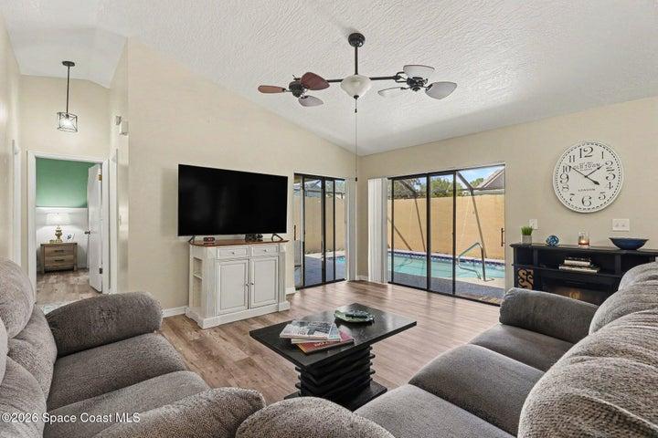 594 Pine Forest Court, Melbourne, FL, 32940 photo 4