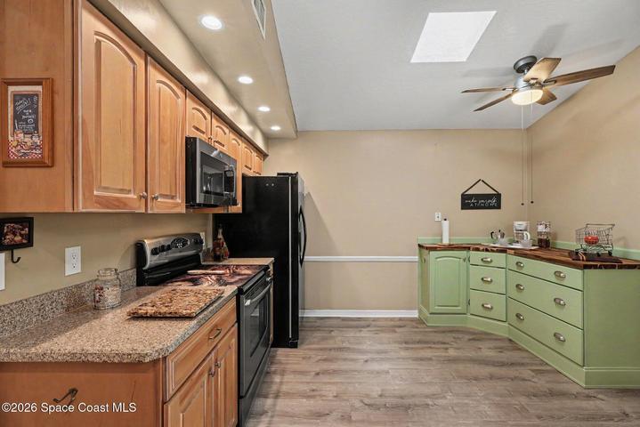 594 Pine Forest Court, Melbourne, FL, 32940 photo 8
