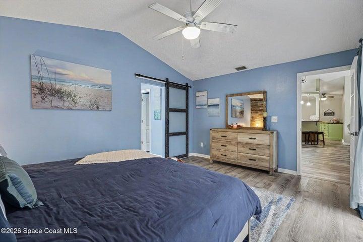 594 Pine Forest Court, Melbourne, FL, 32940 photo 10