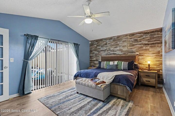594 Pine Forest Court, Melbourne, FL, 32940 photo 12
