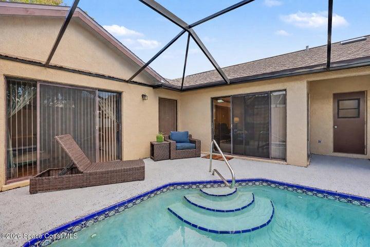 594 Pine Forest Court, Melbourne, FL, 32940 photo 3